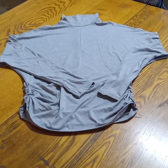 HALARA Womens Top Turtleneck Gray New Shirt Workout Yoga Athleticwear MEDIUM - Picture 2 of 5